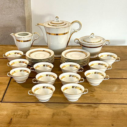 Service à café en porcelaine fine de Limoges - Circa 1960 - Blanc et or - 29 pièces