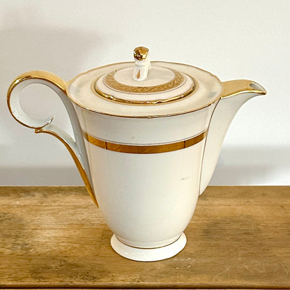 Service à café en porcelaine fine de Limoges - Circa 1960 - Blanc et or - 29 pièces